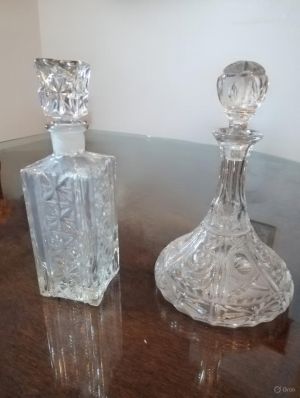 2 Licoreras De Cristal Precio 900 Cada Una